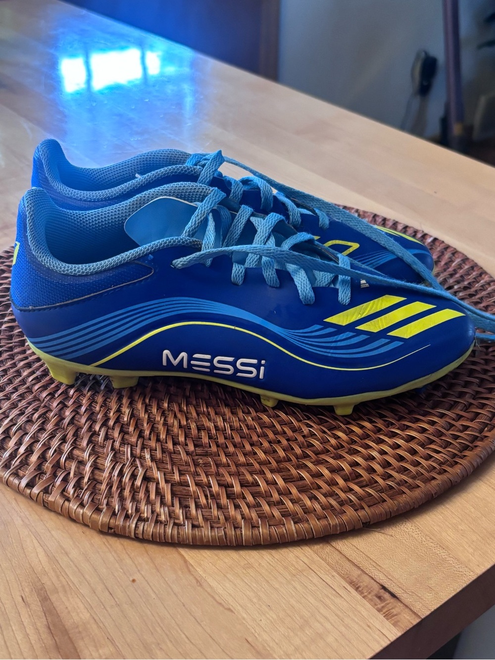 ⚽️ adidas Kids Blue and Yellow Messi Soccer Cleats
